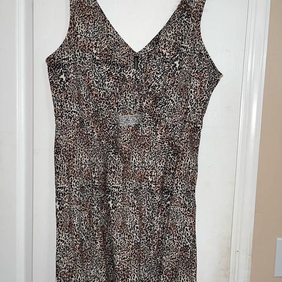 Urban Outfitters Reversible Dress in Cheetah Print — Large - Picture 4 of 9